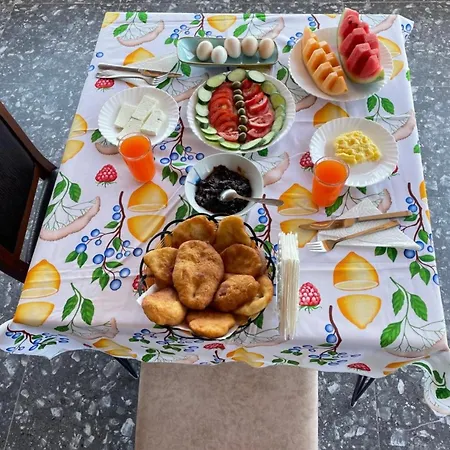 Ermer - Castle View & Traditional Breakfast Πανσιόν